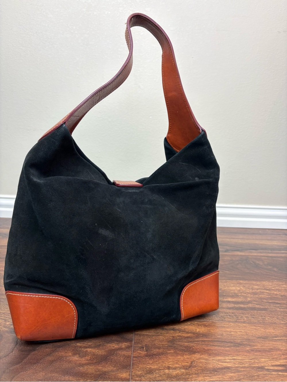 Dooney & Bourke Black Medium Suede Slouchy Hobo Shoulder Bag - Picture 2 of 12